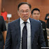 Kita mahu penjelasan dari Azmin - kata Anwar